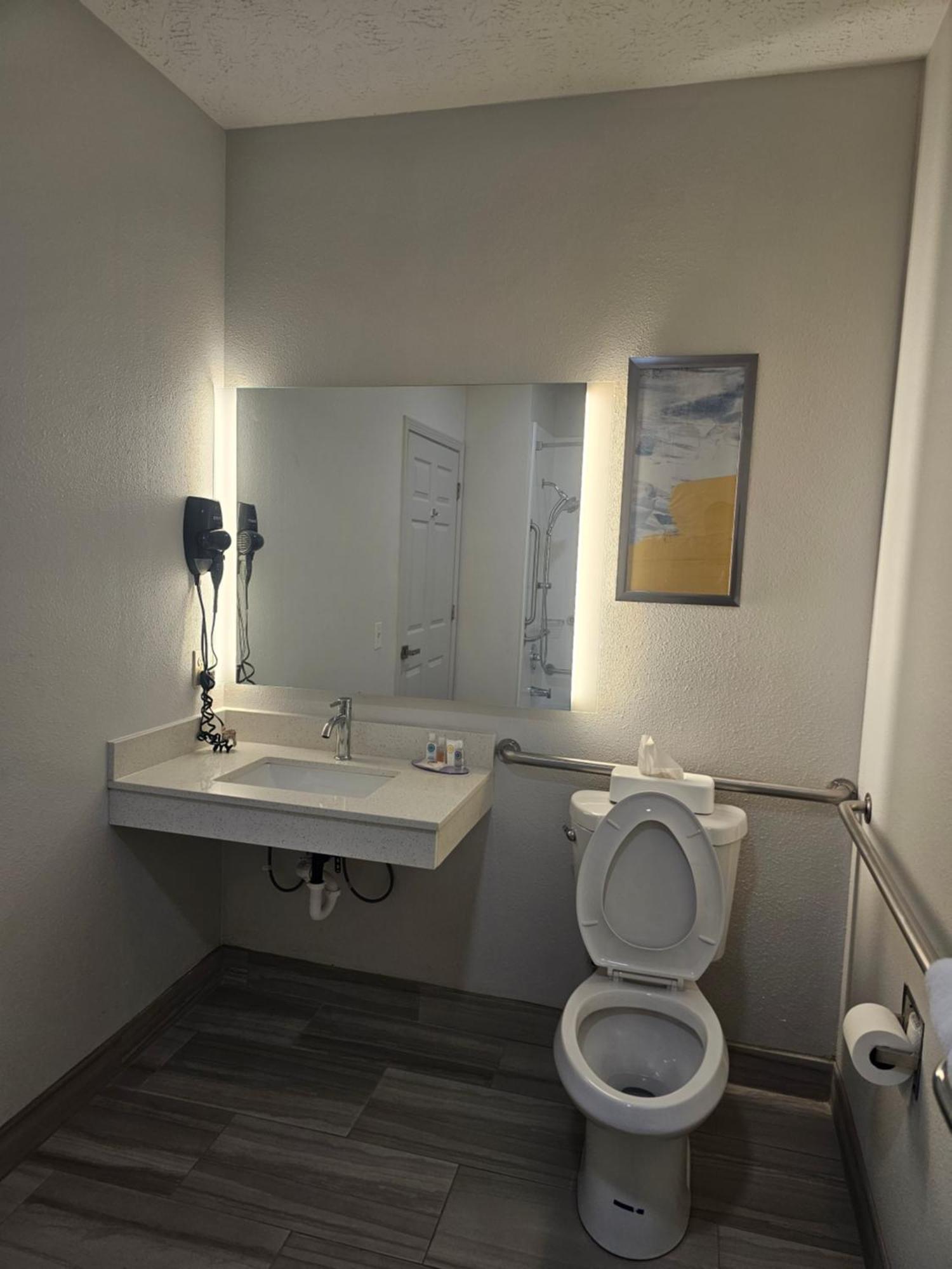 Comfort I-40 Inn Jackson