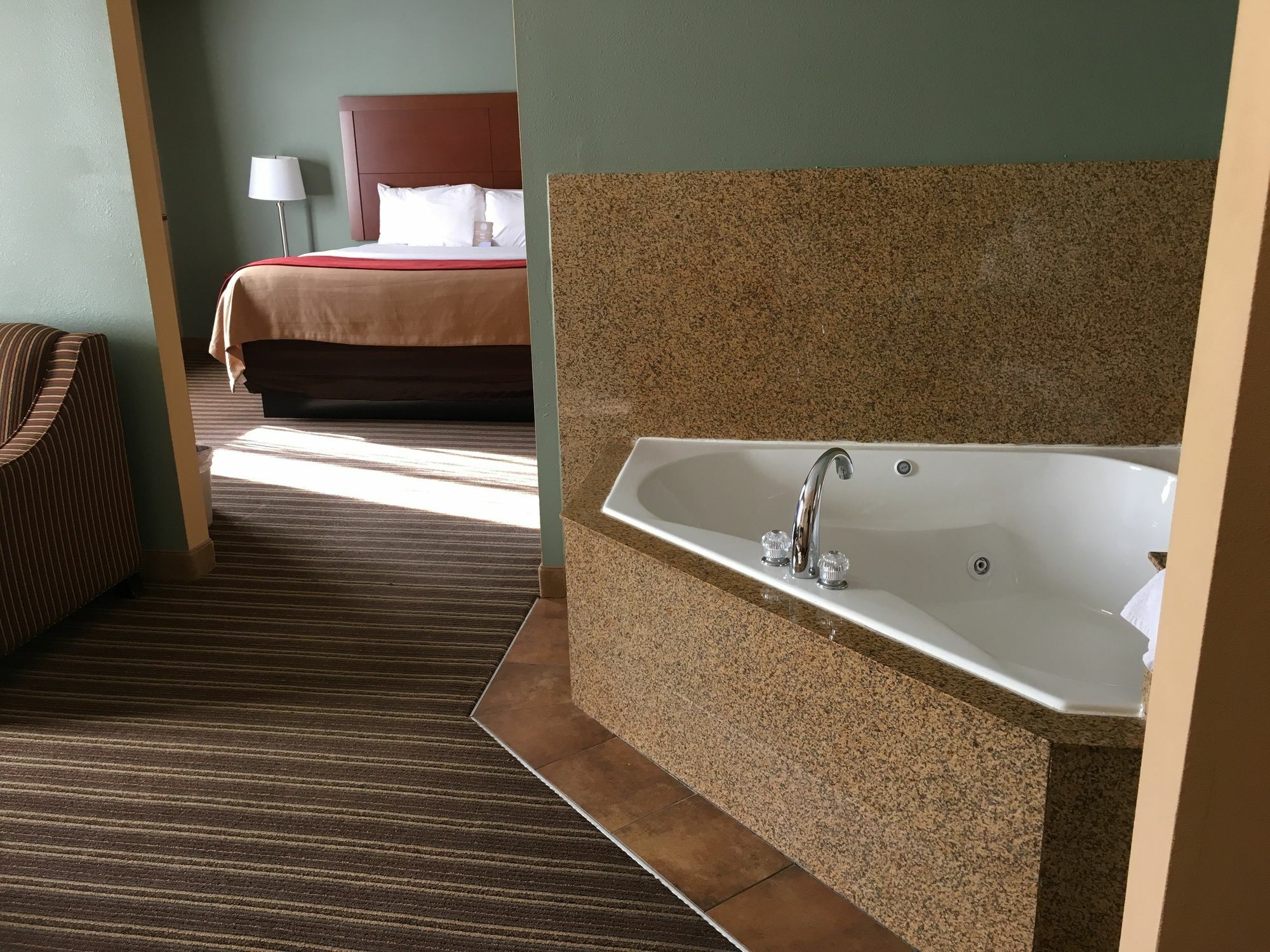 Comfort I-40 Inn